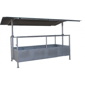 Comedero pajero con techo y separadores