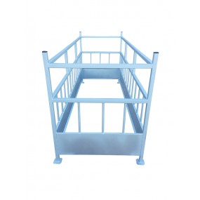 Comedero pajero con separadores 2