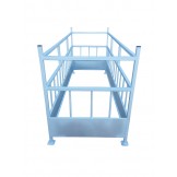 Comedero pajero con separadores