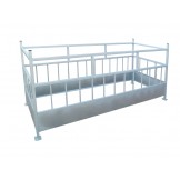 Comedero pajero con separadores